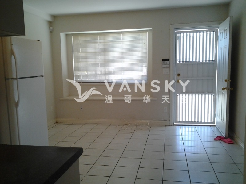 260516115806_open kitchen 2.jpg